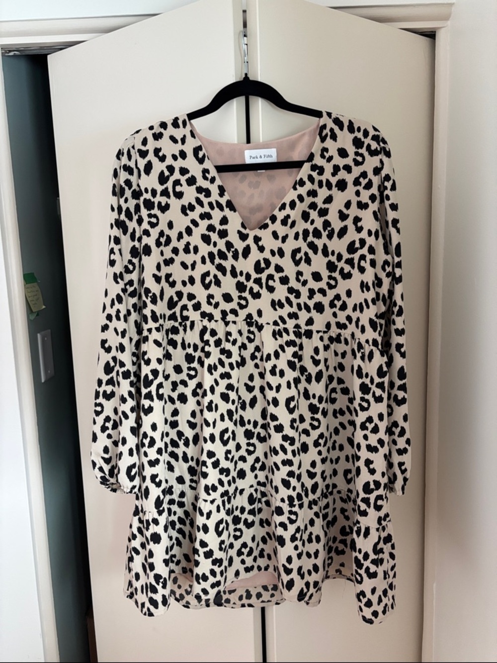 Park & Fifth Black and Beige Leopard Print V-Neck mini dress